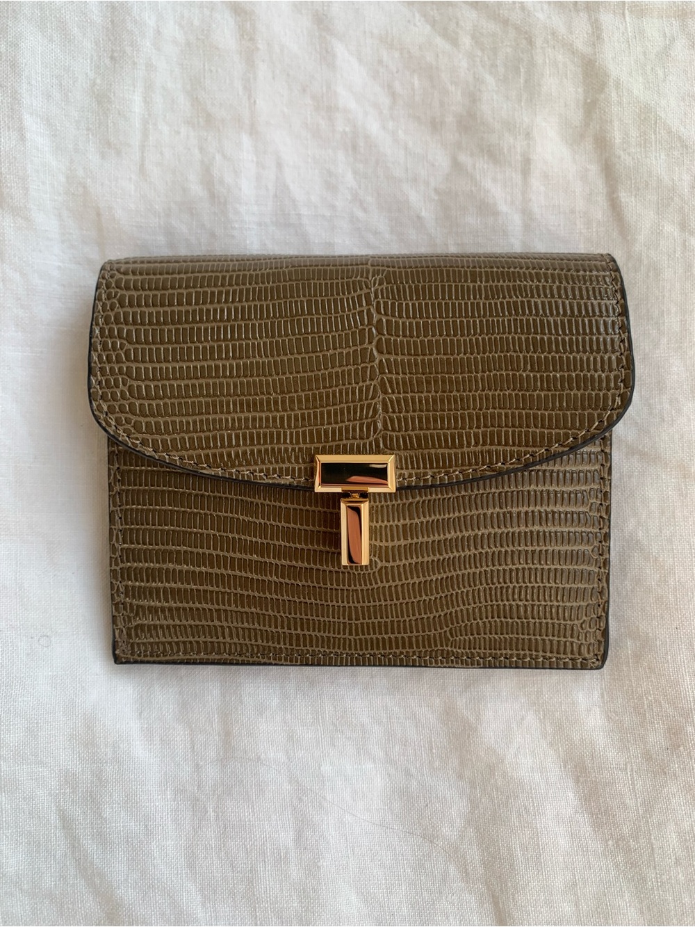 NWT Toteme T Lock Embossed Leather Mini Card Case Holder Wallet Dark Olive Green